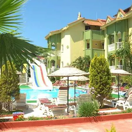 Efem Aparments Otel İçmeler
