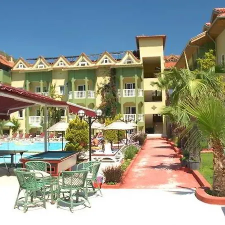 Efem Aparments İçmeler