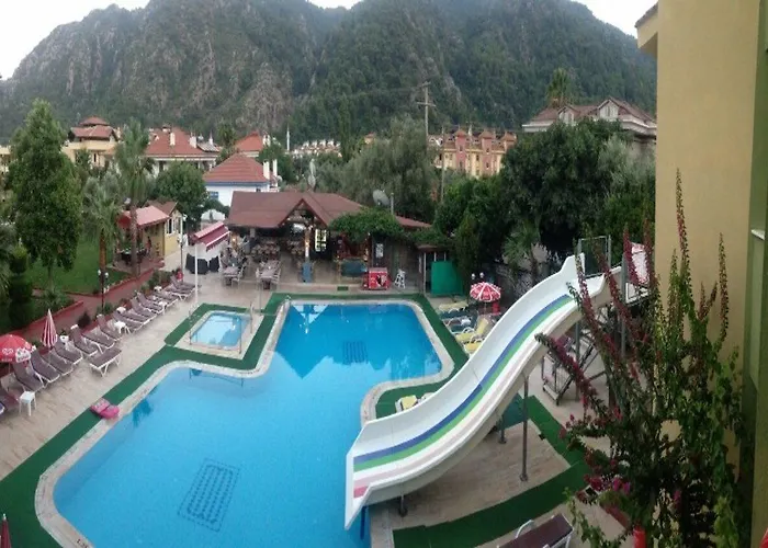 Efem Aparments Hotel Icmeler